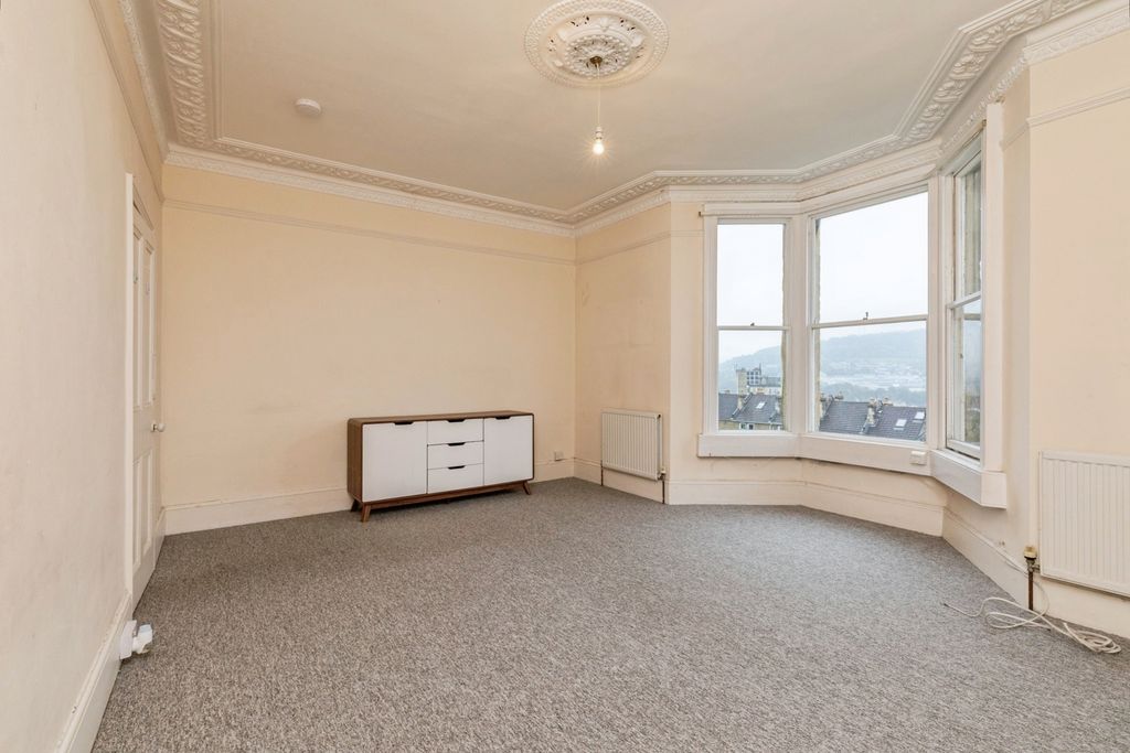 Property photo 2 of 16 Pbox-Img.Jpg