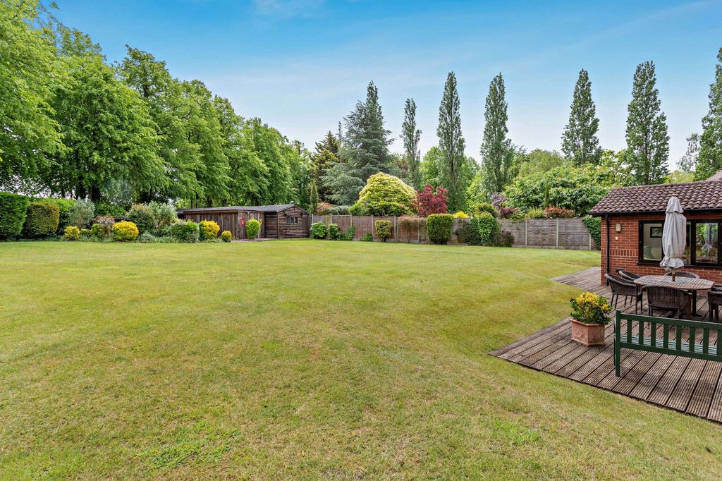Property photo 2 of 14 Picture No. 02
