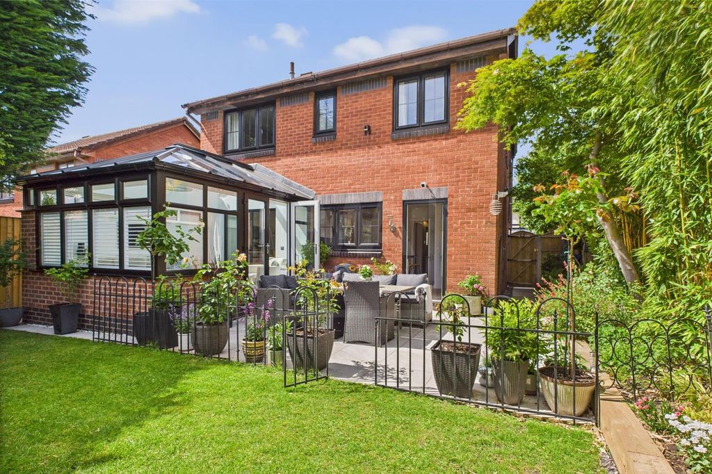 Property photo 3 of 22