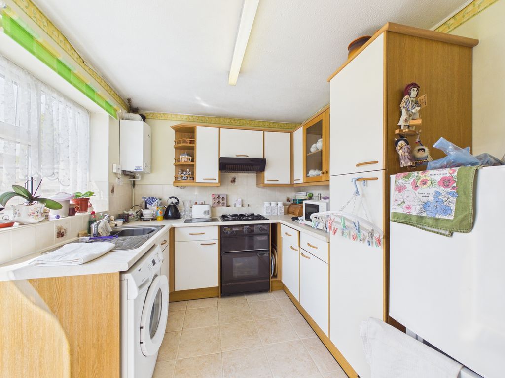 Property photo 3 of 13 Cam04018G0-Pr0588-Still013
