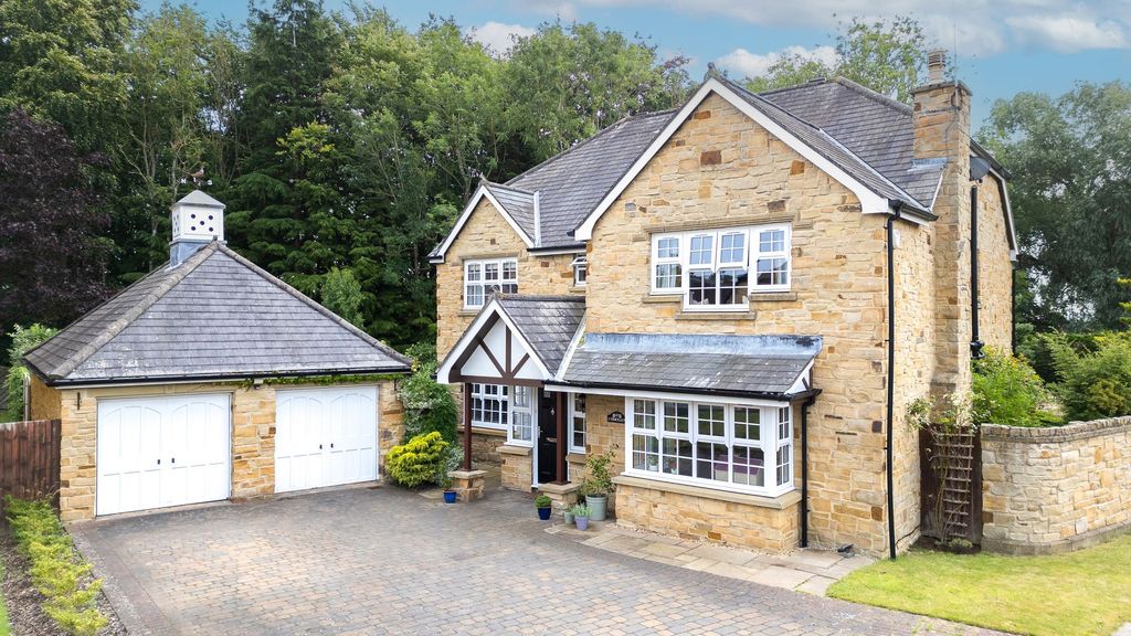 Property photo 1 of 40 Comogan