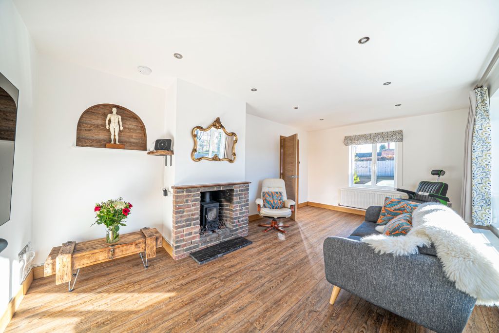 Property photo 3 of 53