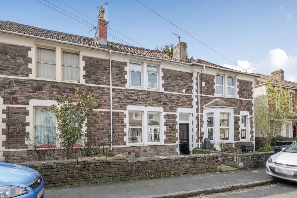 Property photo 1 of 14