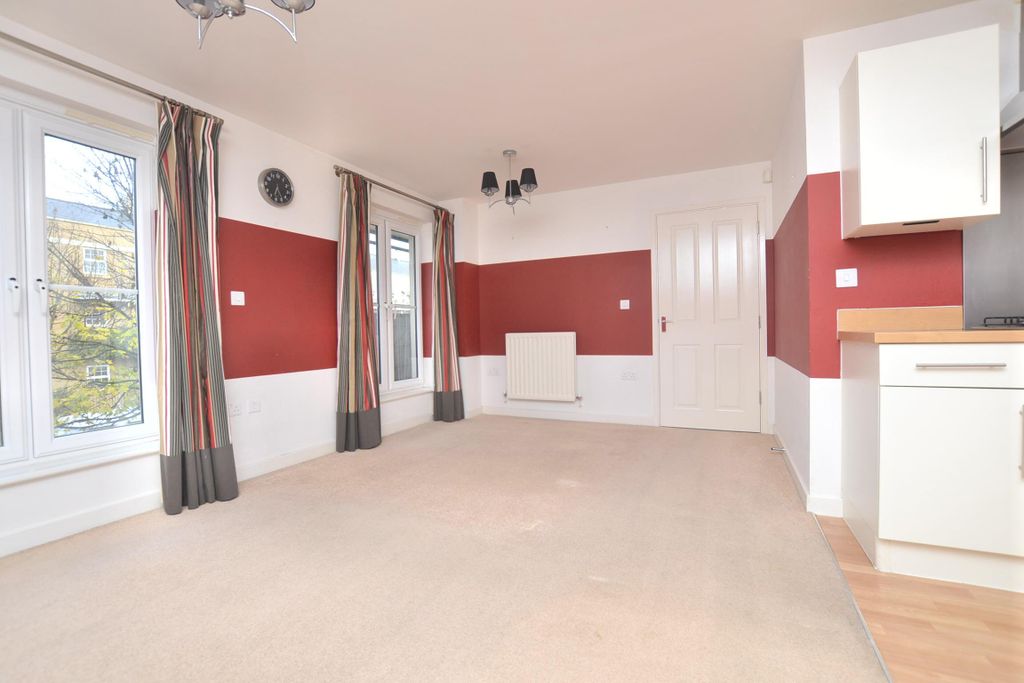 Property photo 3 of 11 Picture 3