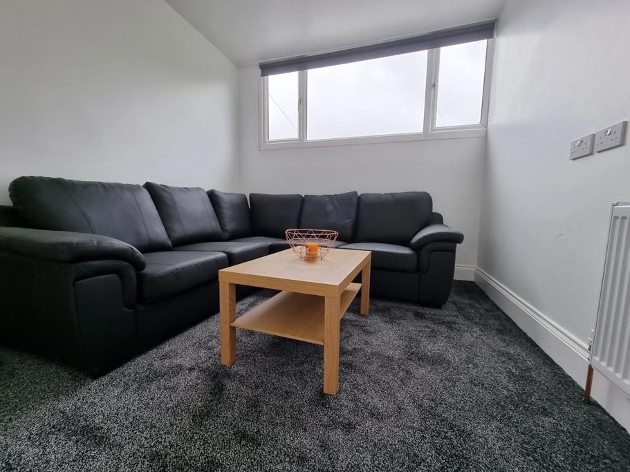 Property photo 3 of 6 Jpeg