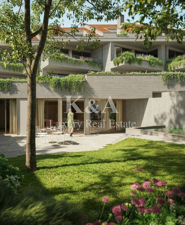 Property photo 1 of 9 3-Bedroom Flat Withbalcony In Serralves