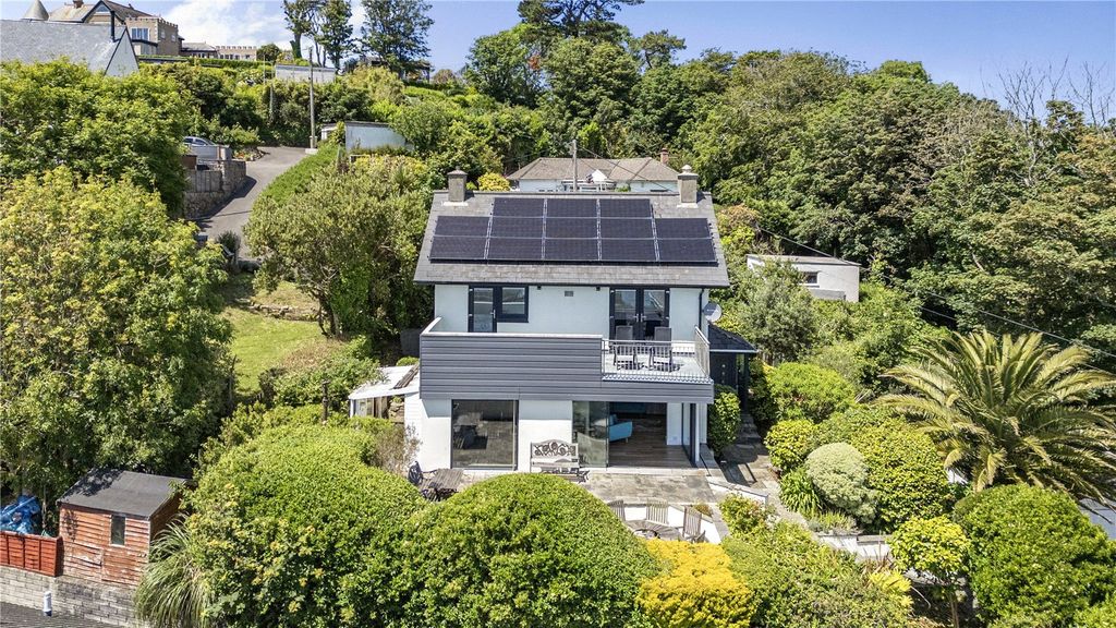 Property photo 2 of 22 Exterior