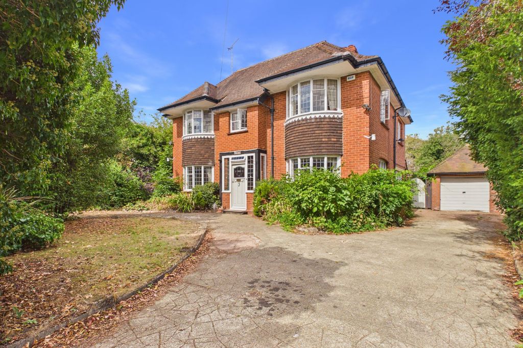 Property photo 1 of 27 Picture No. 02