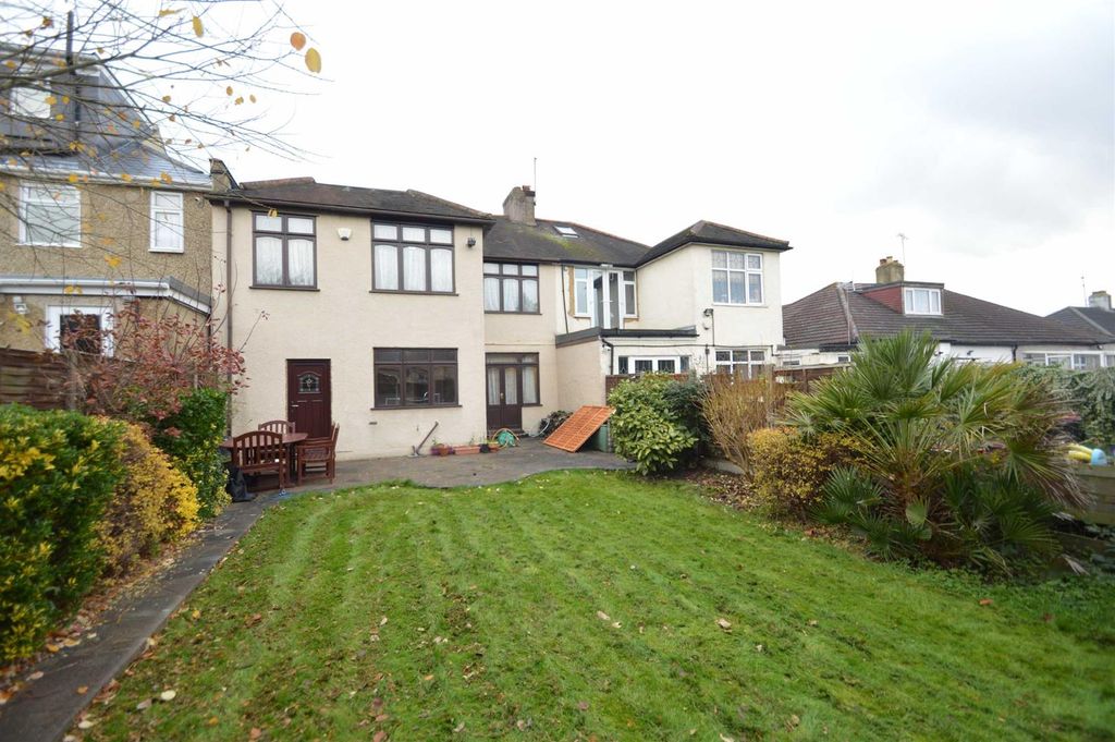 Property photo 1 of 24