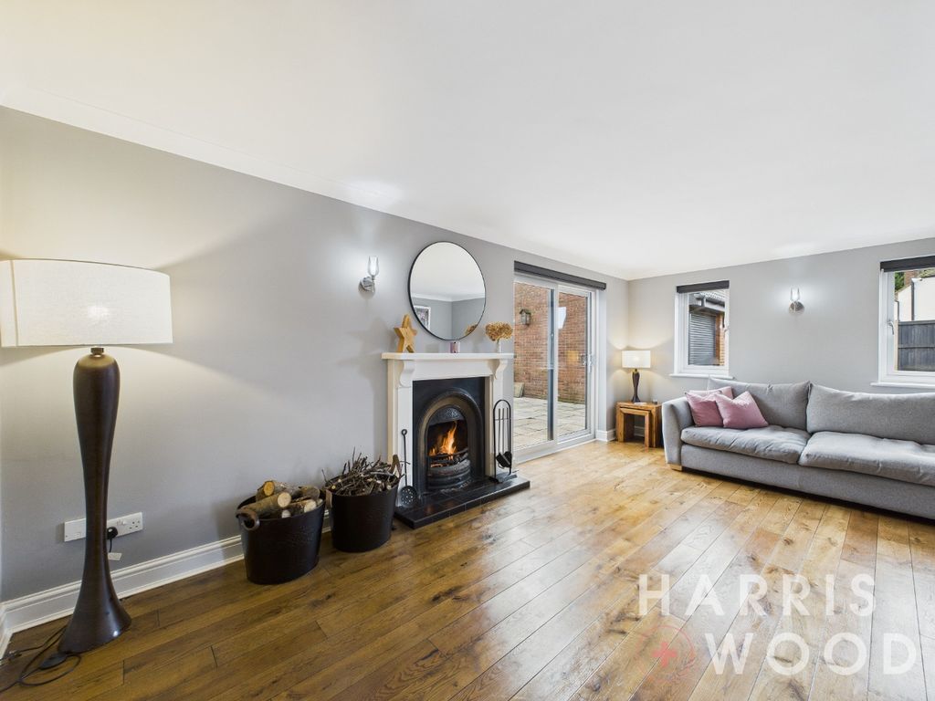 Property photo 3 of 48 4818474