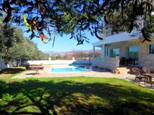 Property photo 3 of 18