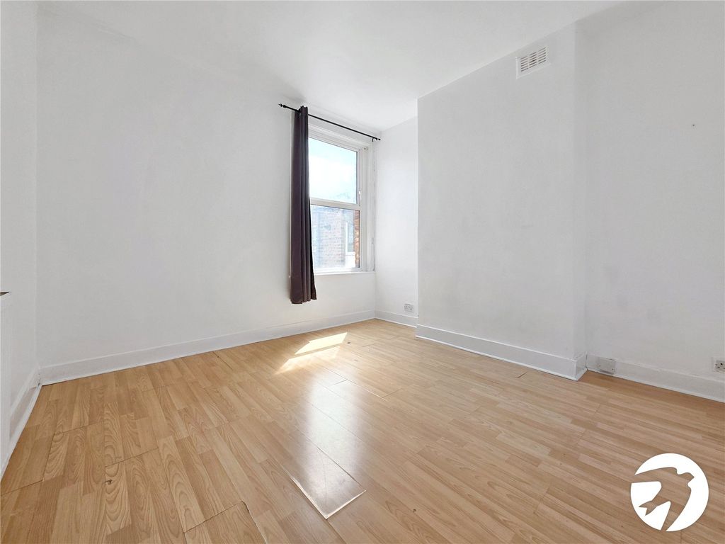 Property photo 3 of 10 Picture No. 08