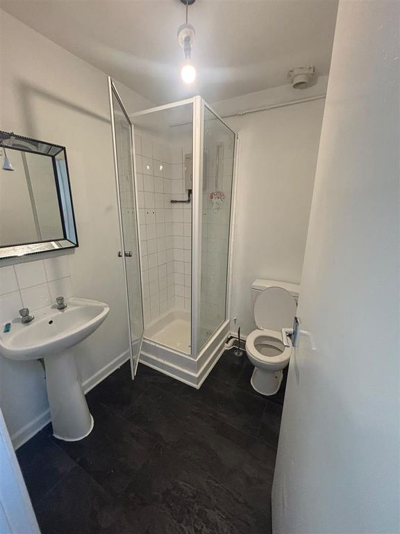 Property photo 3 of 13 Whatsapp Image 2026-10-16 At 13.28.39 (1).Jpeg