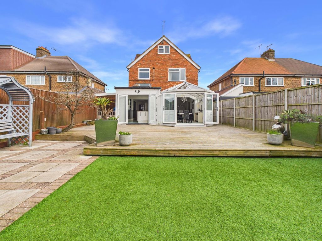 Property photo 2 of 29