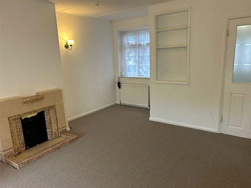 Property photo 2 of 16 Picture No. 04