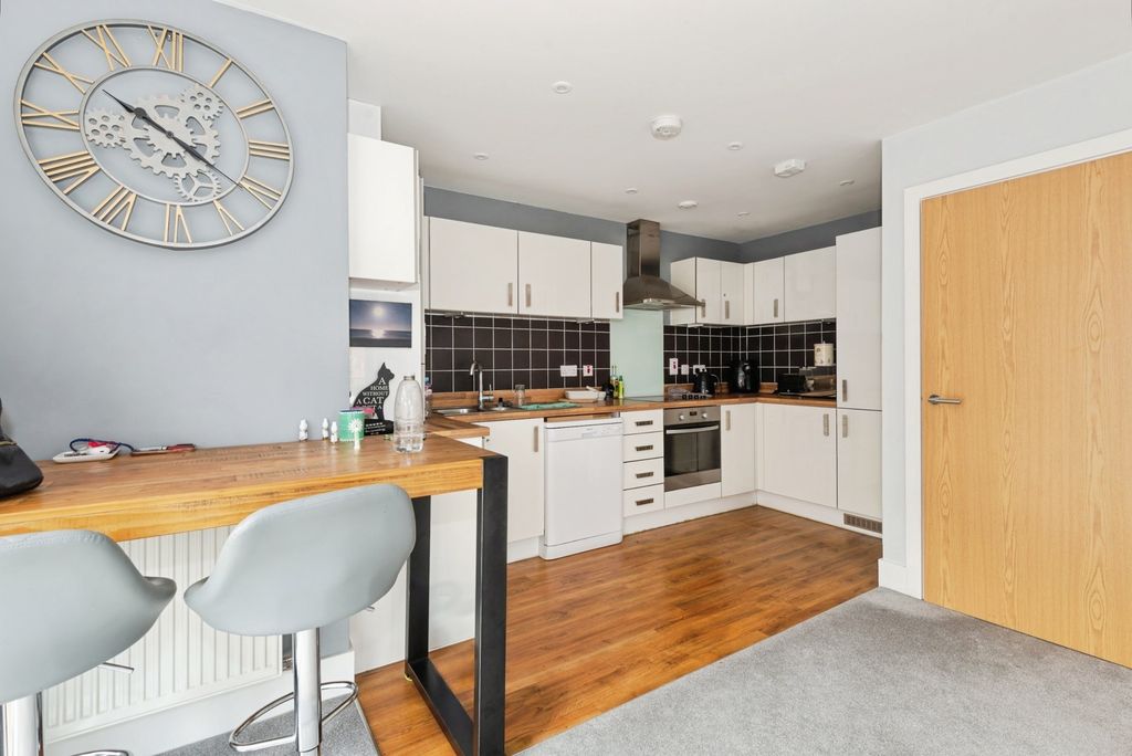 Property photo 3 of 16 Photo