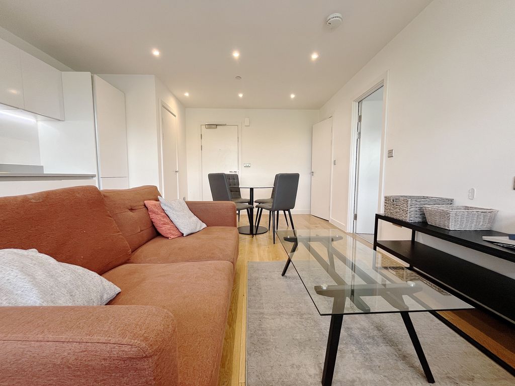 Property photo 2 of 8