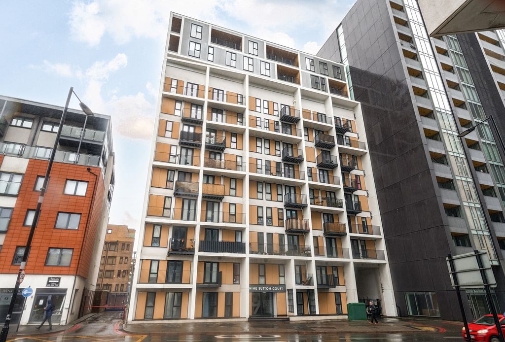 Property photo 2 of 7 1-6944297B11751-1...