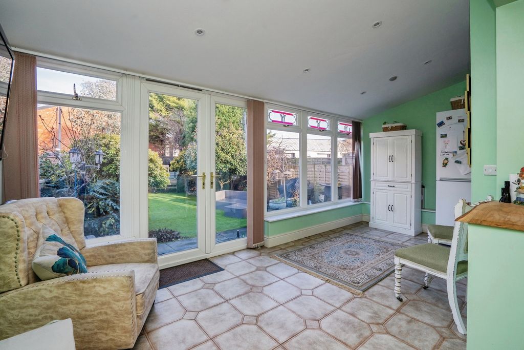 Property photo 1 of 14 Pbox-Img.Jpg