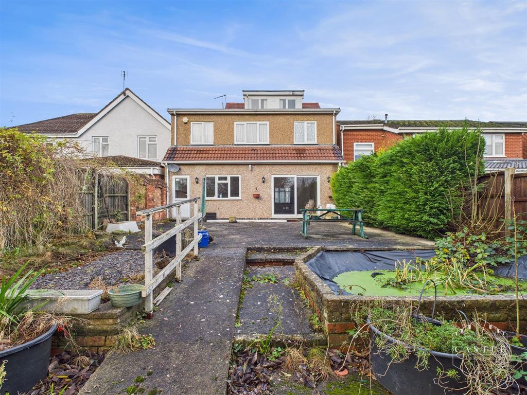 Property photo 2 of 23 Outside