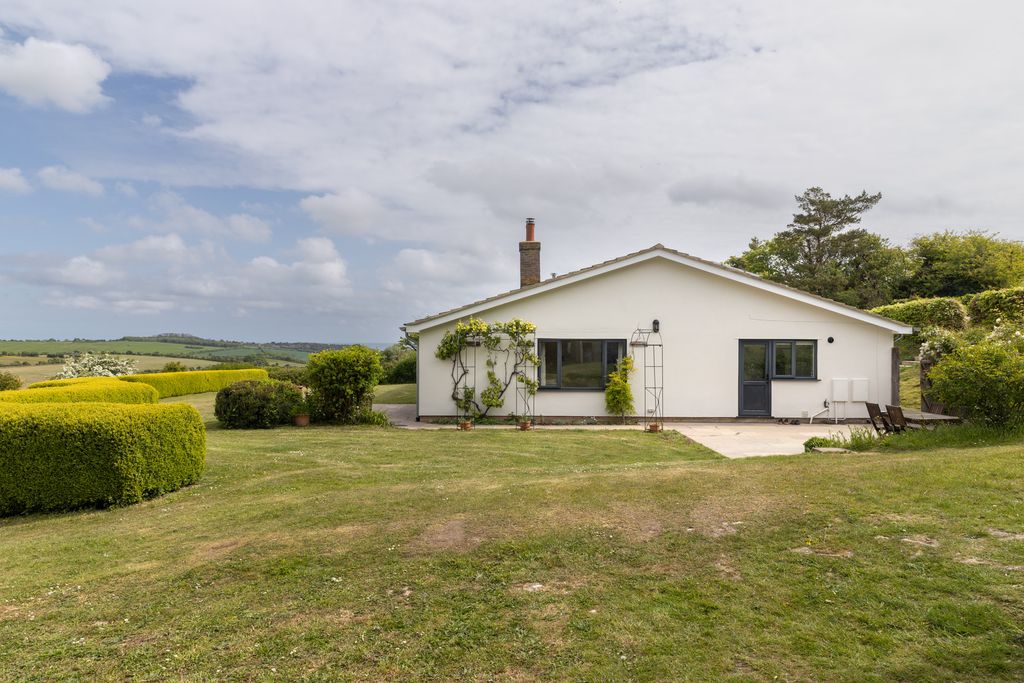 Property photo 1 of 29 344435 - Tmh_Feathers_St_Margarets_Ct15_6Bb-11.Jpg