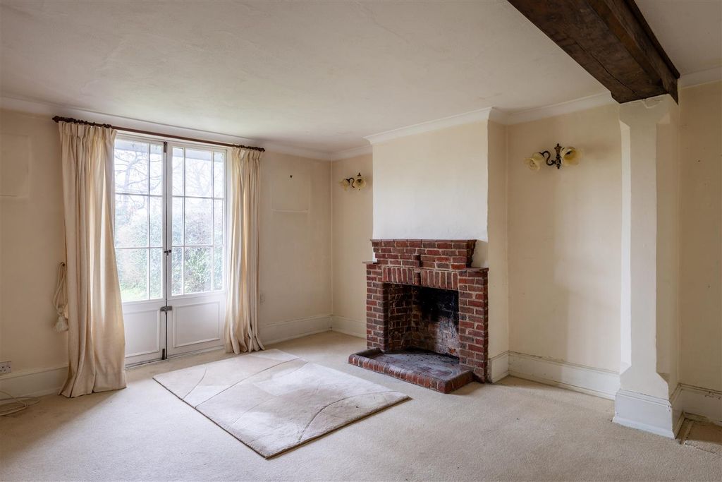 Property photo 3 of 25