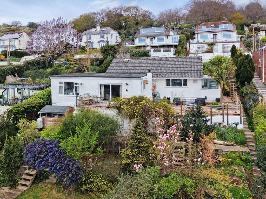 Property photo 1 of 24