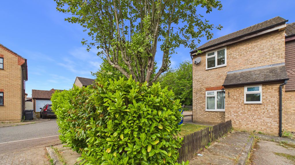 Property photo 1 of 8