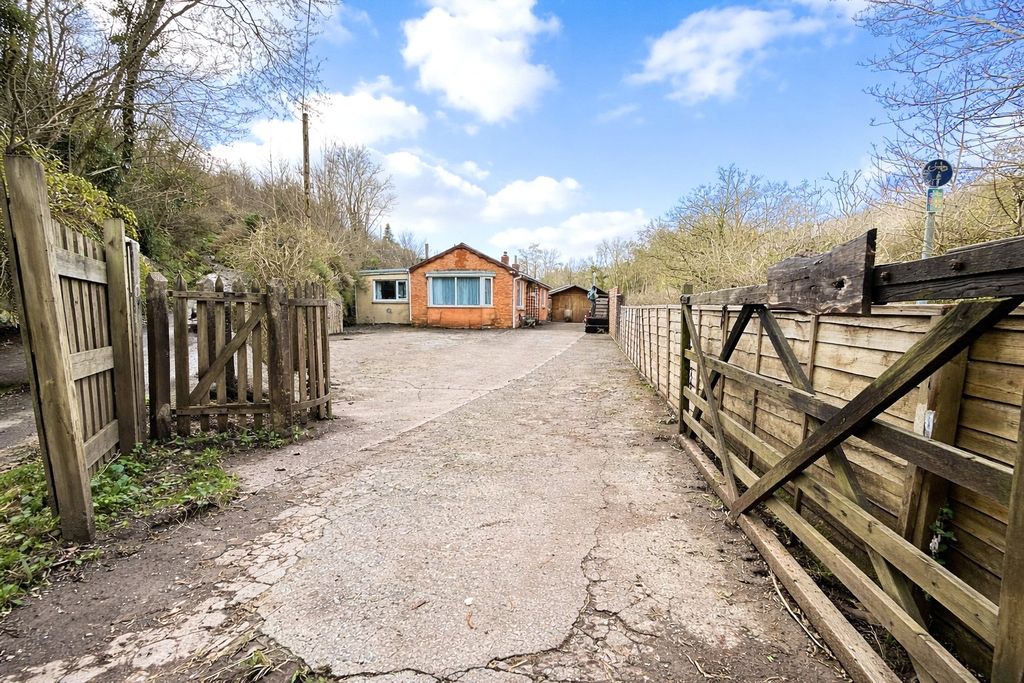 Property photo 1 of 25 Picture No. 22