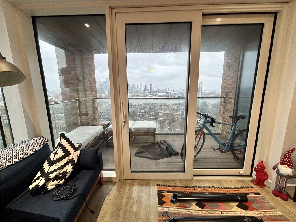 Property photo 2 of 25 Picture No. 04