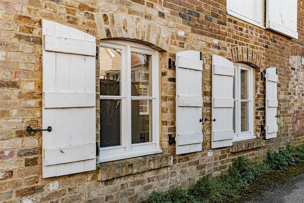 Property photo 2 of 19 L J Imaging-18.Jpg