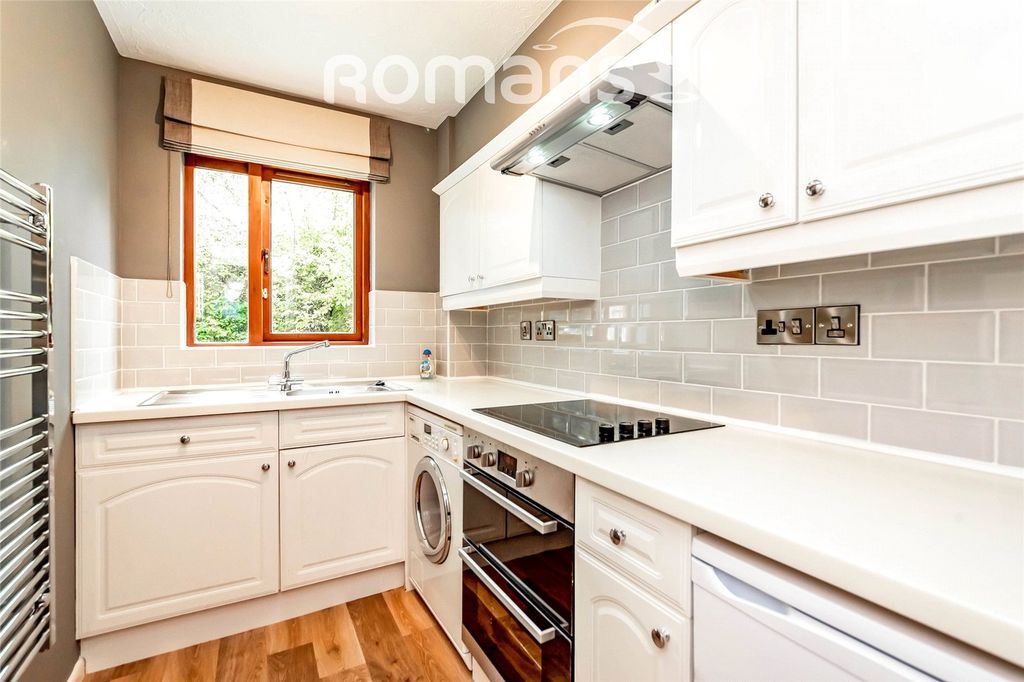 Property photo 2 of 10 Picture No. 07