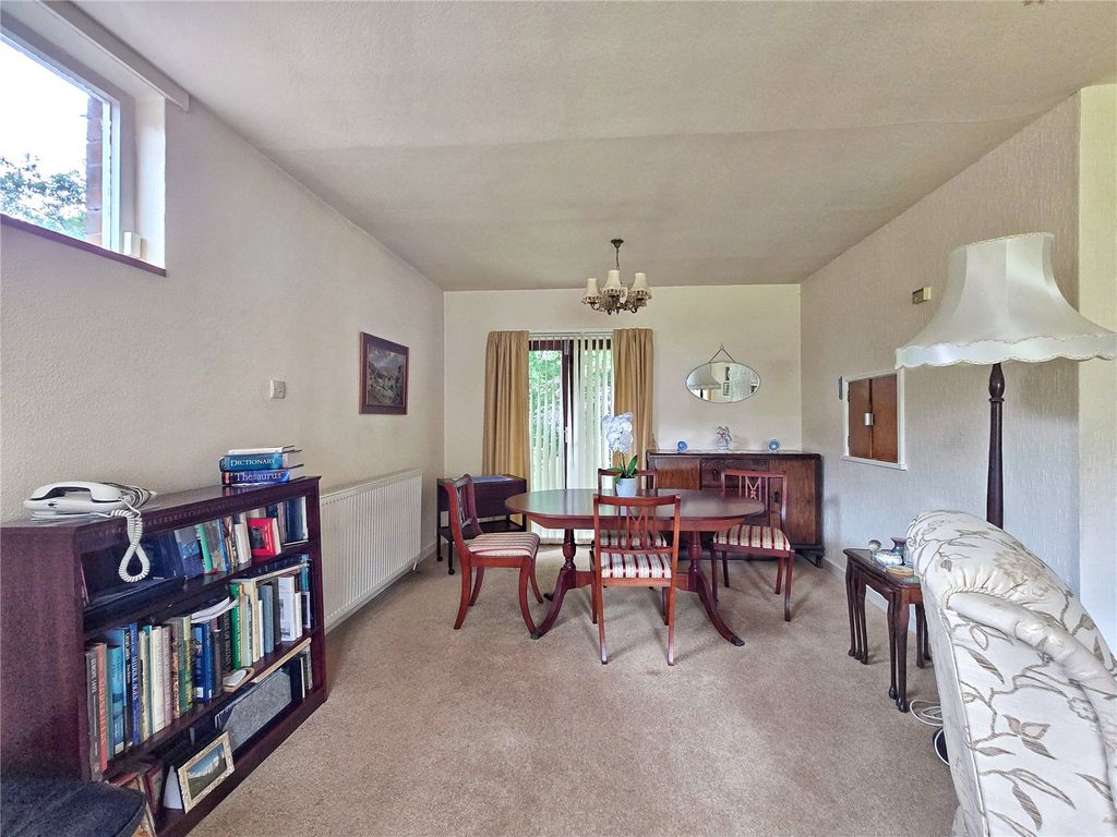 Property photo 3 of 19 Dining Room