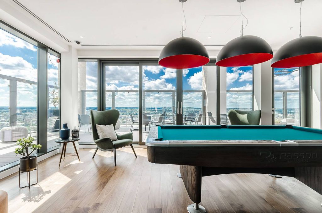 Property photo 3 of 55