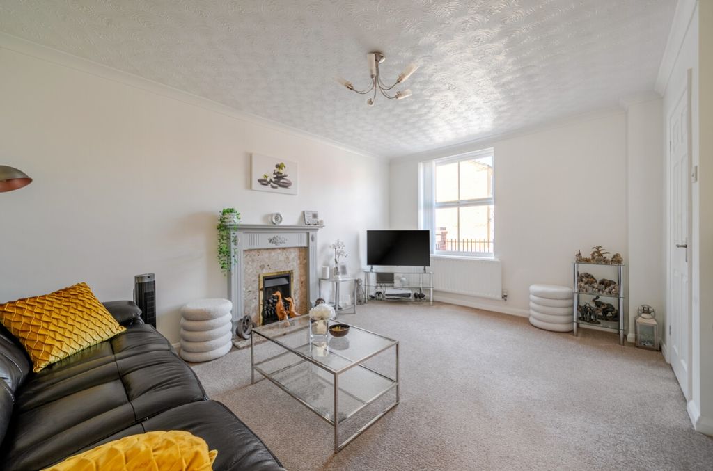 Property photo 2 of 27 1483686-14-6A3Bd20c62dc8