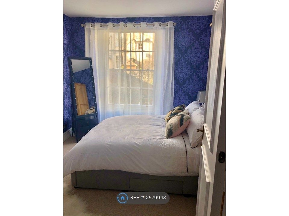 Property photo 1 of 15 Rear Bedroom