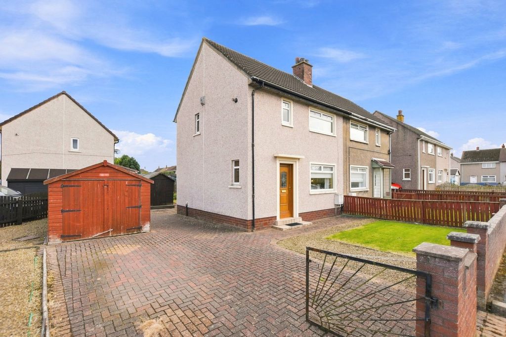 Property photo 1 of 25