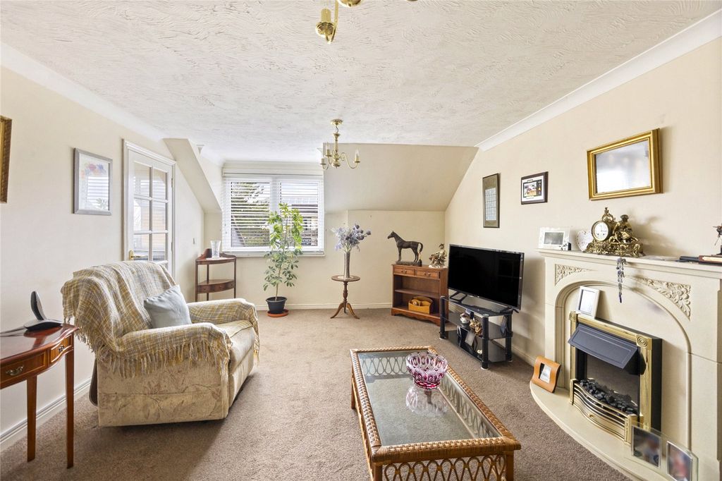 Property photo 3 of 14 Picture No. 16