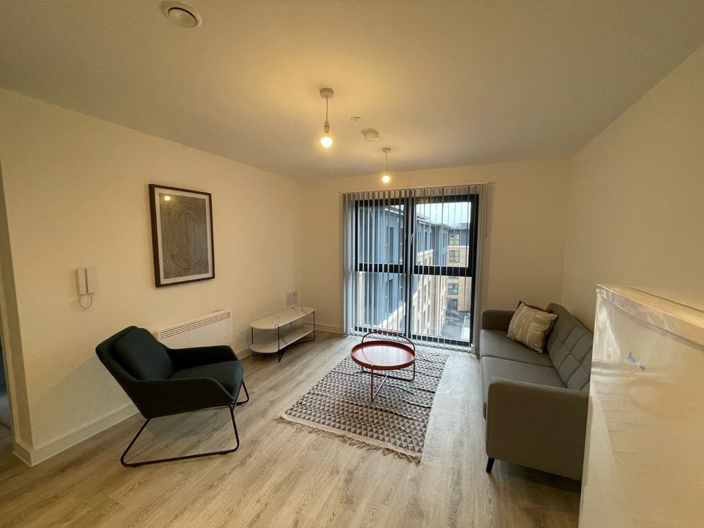 Property photo 3 of 10 Picture No. 02