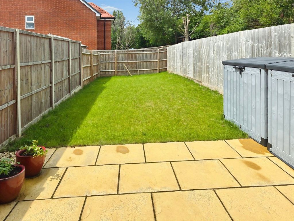 Property photo 2 of 20 Picture No. 18
