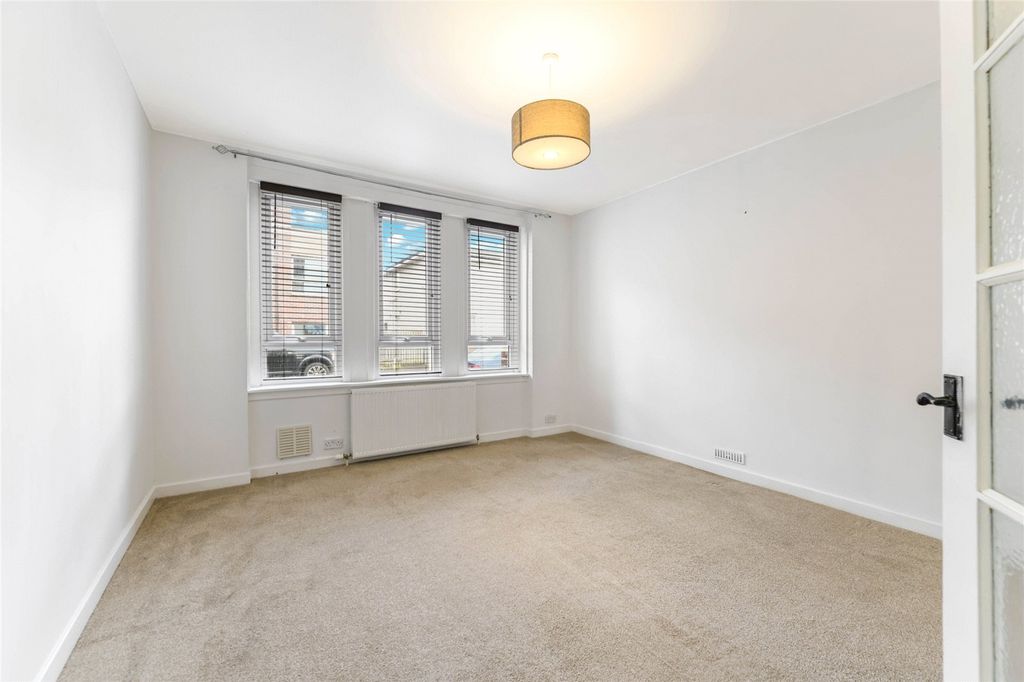 Property photo 3 of 22 Picture 3