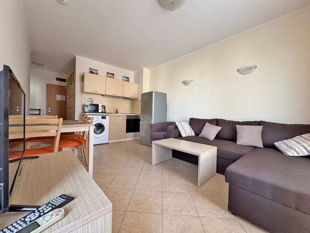 Property photo 1 of 11