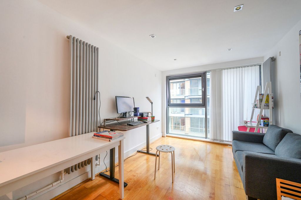 Property photo 1 of 5