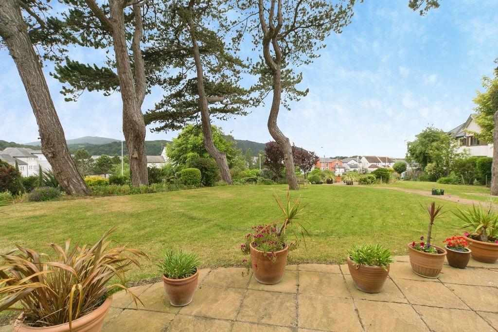 Additional image 17 of 2 bed flat for saleTy Mawr Road, Deganwy, Conwy LL31