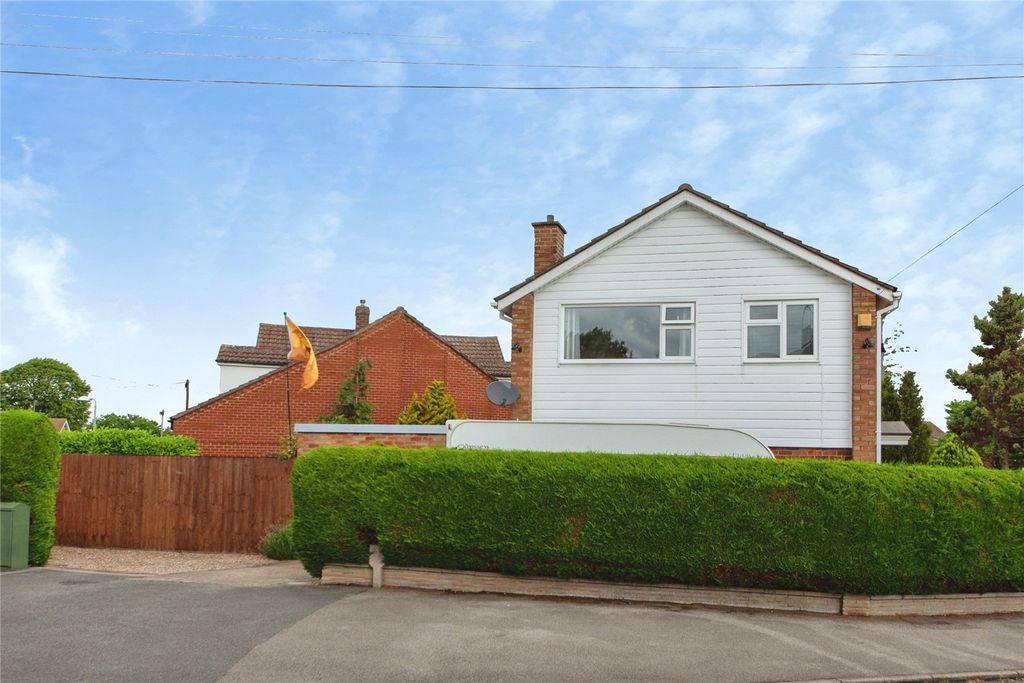 Property photo 2 of 19 Picture No. 29