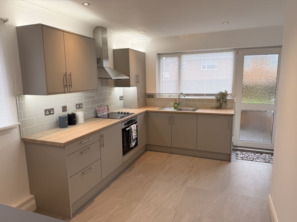 Property photo 3 of 11 Photo 7