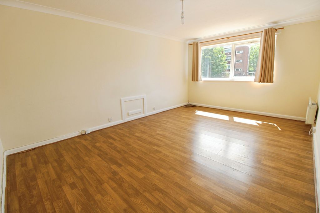 Property photo 1 of 5 Reception Room