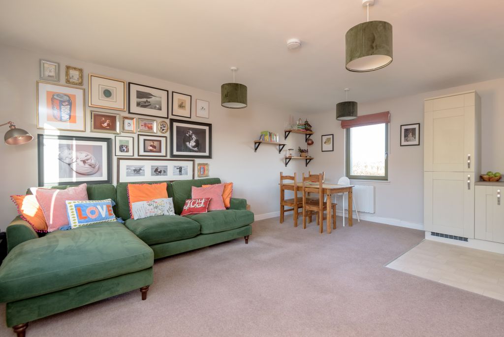 Property photo 2 of 11 Property Image 2