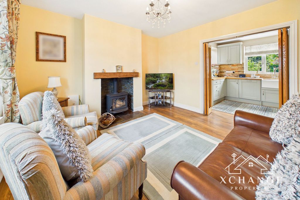 Property photo 2 of 37