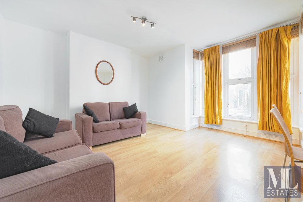 Property photo 1 of 12 Photo 16